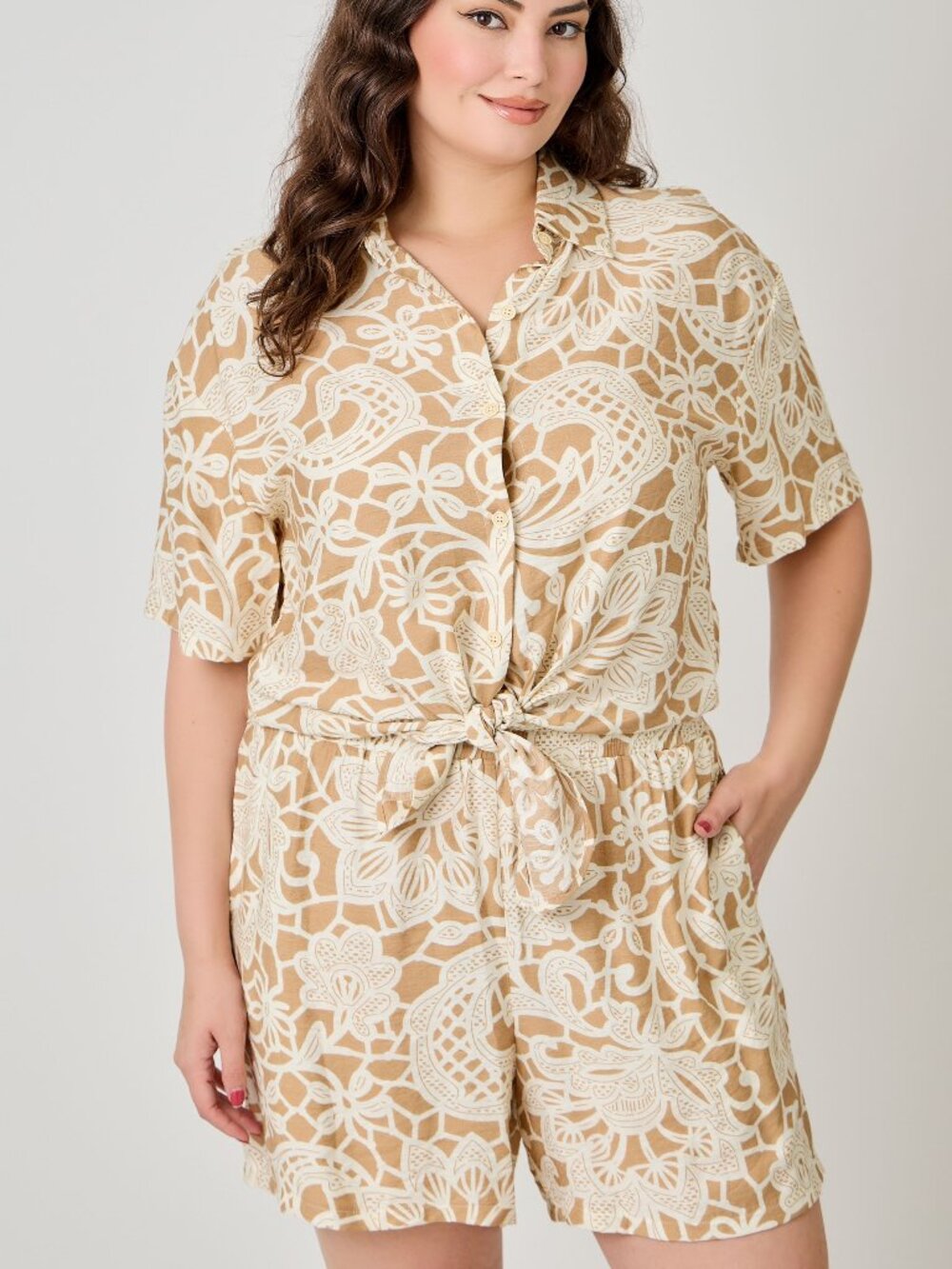 Plus Carmel Tropical Lace Print Short Sleeve Shorts set